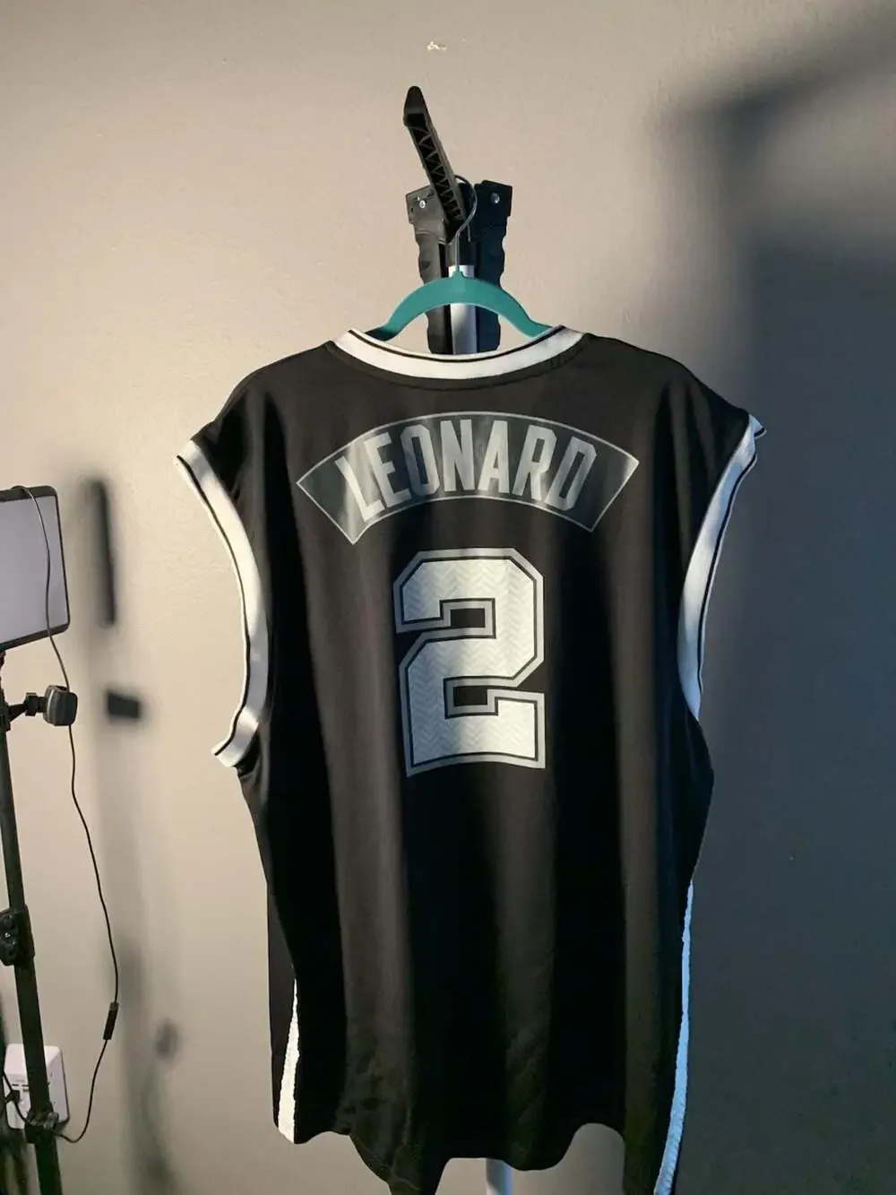 Adidas NBA San Antonio Spurs Kawhi Leonard #2 Black Jersey Men's Size XL